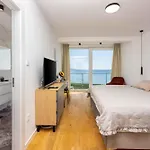 In 45076 فيلة تْسْغيكفانِتْسا