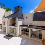 فيلة In 45076 تْسْغيكفانِتْسا