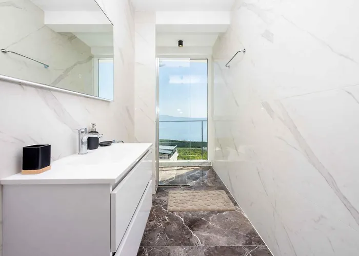 Villa In 45076 Crikvenica